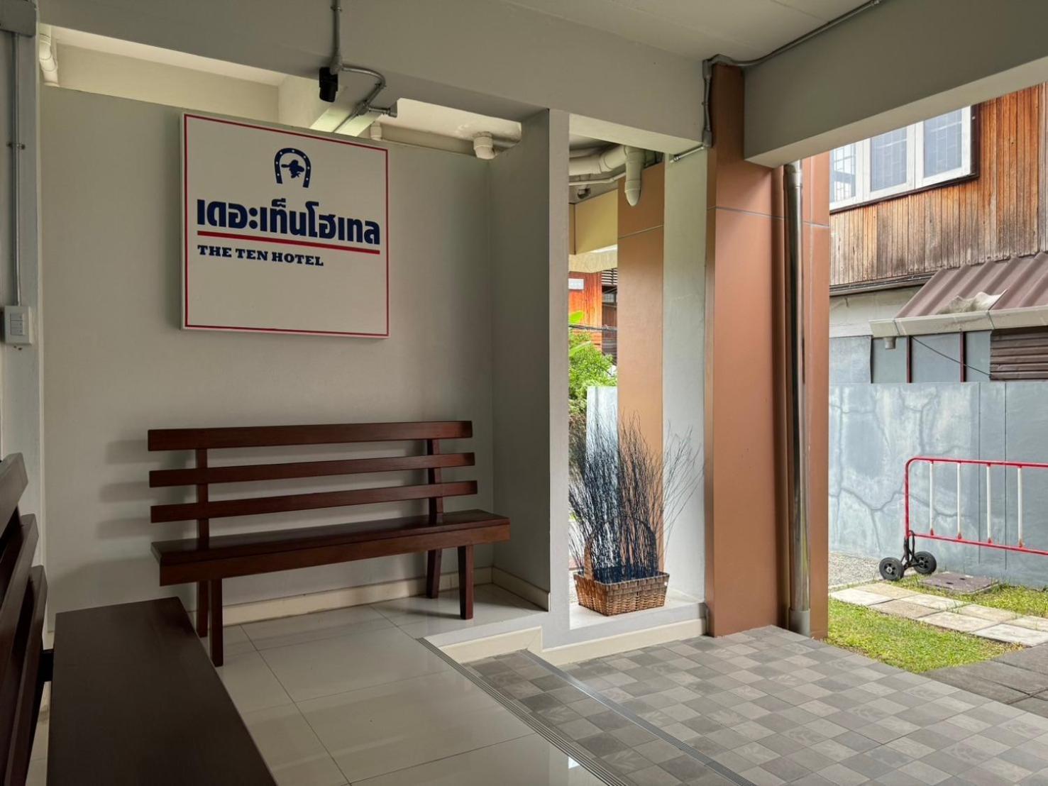 The Ten Hotel Thippanate Chiang Mai Exterior photo