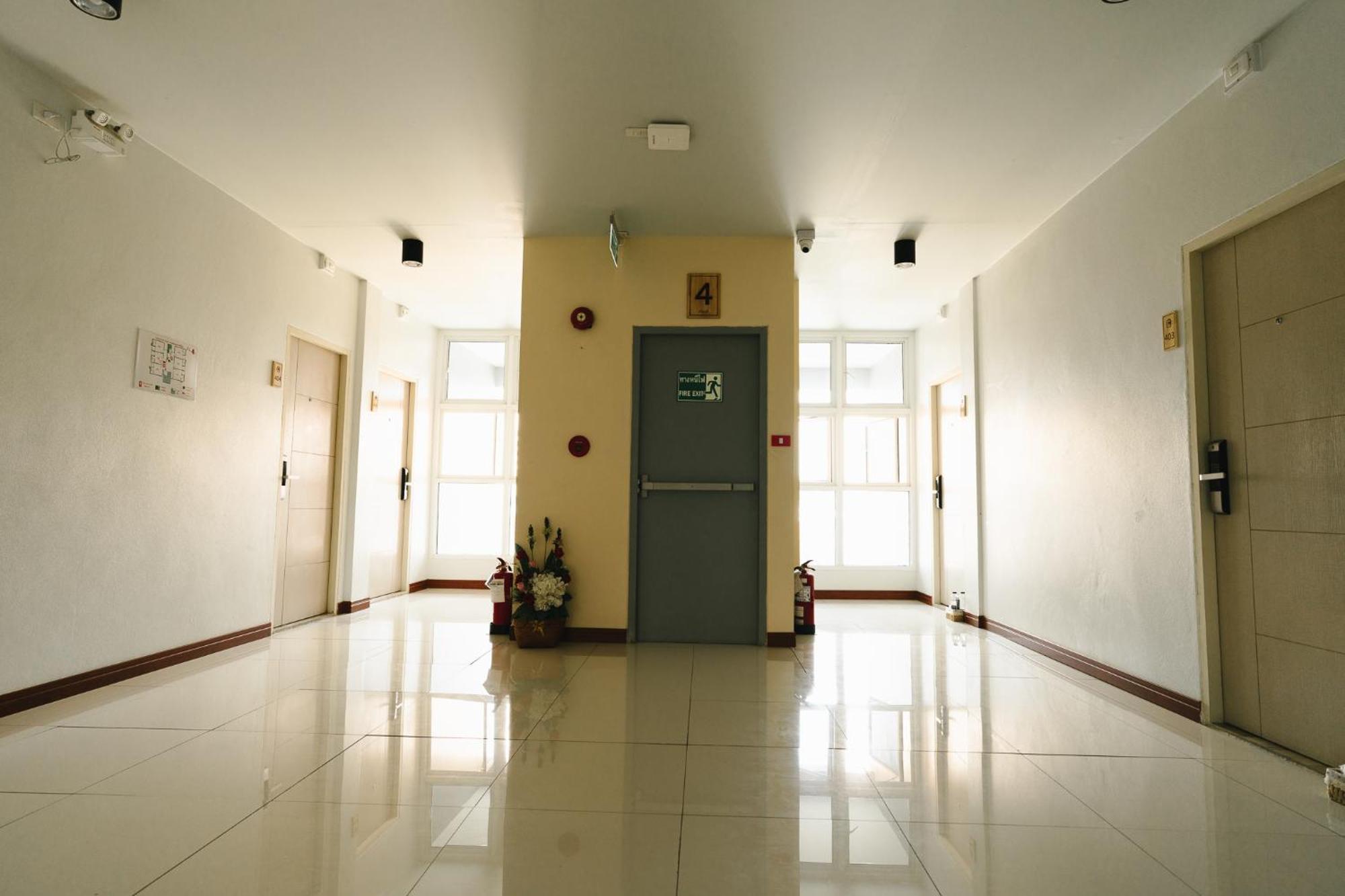 The Ten Hotel Thippanate Chiang Mai Exterior photo